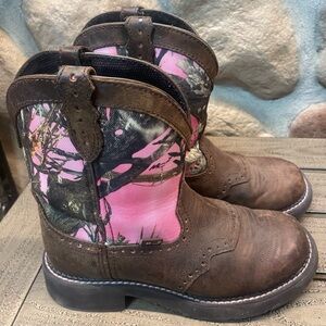 JUSTIN GYPSY Cowgirl Boots AGED BARK Pink CAMO 8B